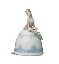 Item #01005953 - Sounds of Summer Lladro