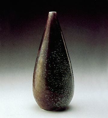Sculpted by José Lladró