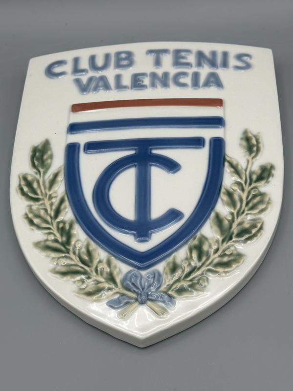 Valencia Tennis Club Emblem Plate