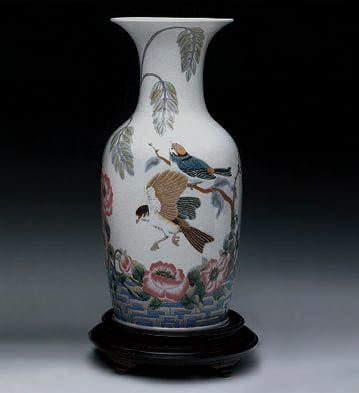 JAPANESE VASE Lladro - 01001536 - Functional Lladro Limited