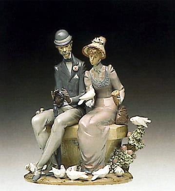 SPRING COURTSHIP Lladro - 01001818 - Bridal and Romance Lladro