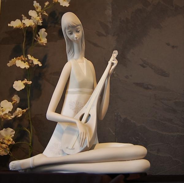Girl with Mandolin