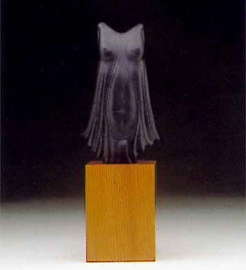 Sculptures in Black (3)